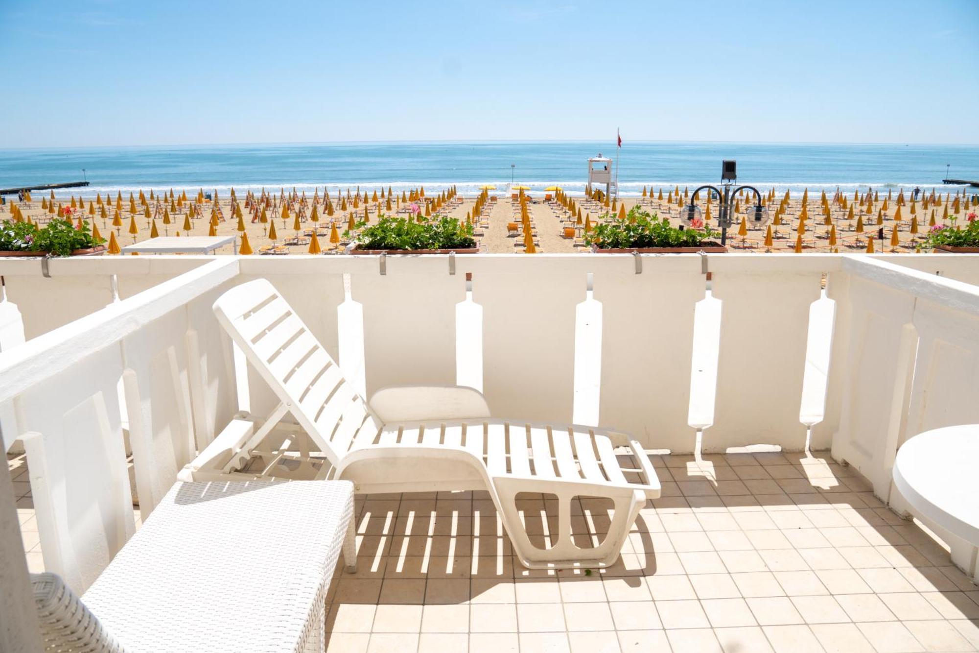 Hotel Villa Sorriso Lido di Jesolo Exterior photo
